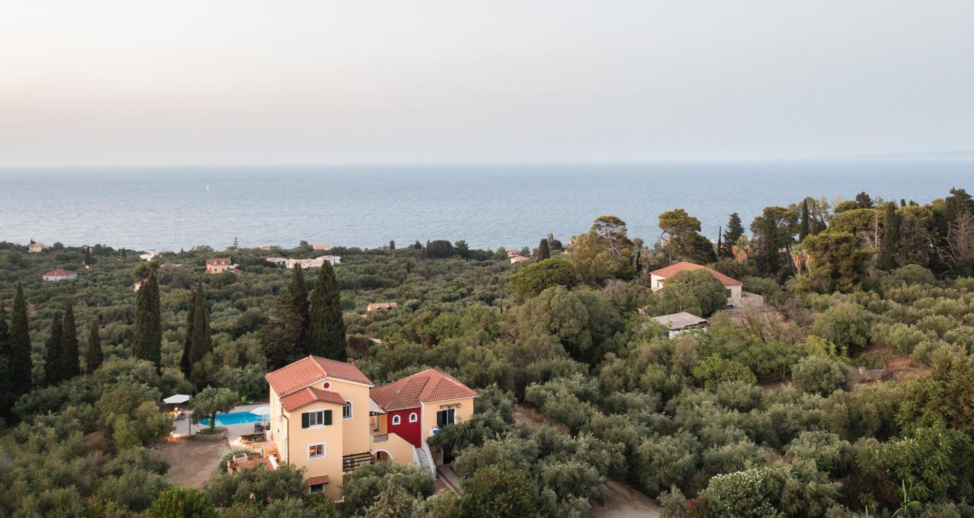 Sea View Maisonette Apartament