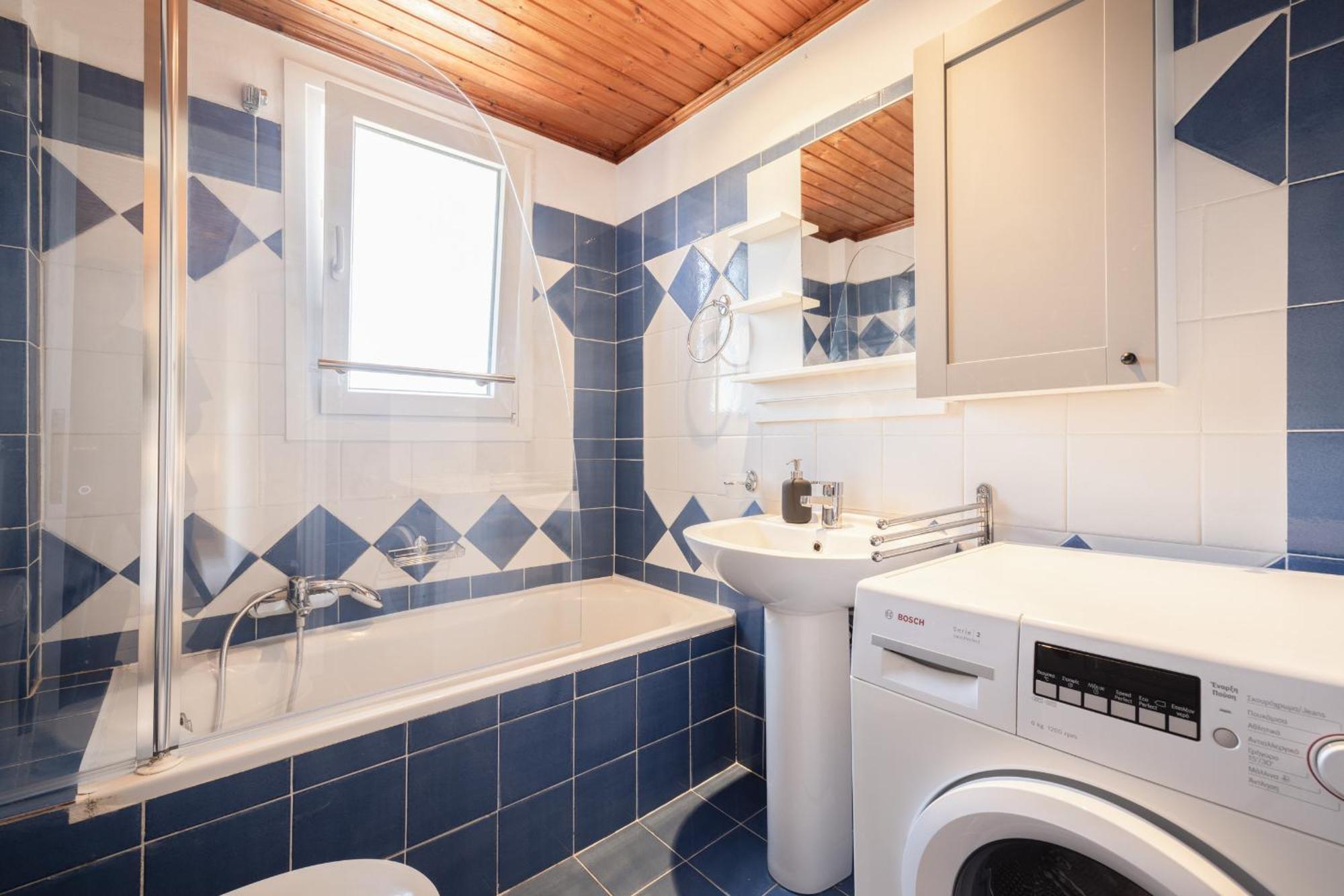 Sea View Maisonette Apartment *
